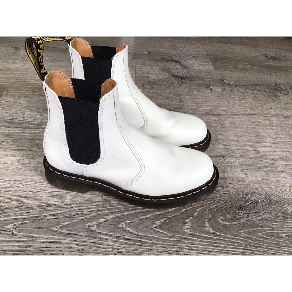 Dr Doc Martens 2976 YS Womens 9 Chelsea Boots White Leather Pull On Ankle Bootie